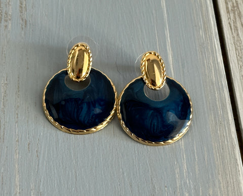 Fab Vintage Pierced Earrings Gold Tone Hoops w Navy Blue Enamel