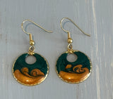 So Pretty Hoop Dangle Vintage Pierced Earrings Gold Tone w Teal & Beige Enamel