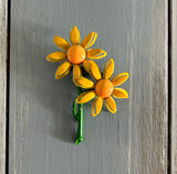 Fun Flower Power Metal & Enamel Vintage Brooch Yellow Gold & Green