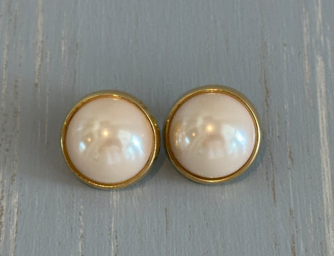 Gorgeous Vintage Pierced Earrings Gold Tone Framed Pearl Cabochons