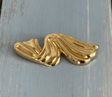Beautiful Vintage Brooch Shiny Gold Tone Ribbon / Swirl Design