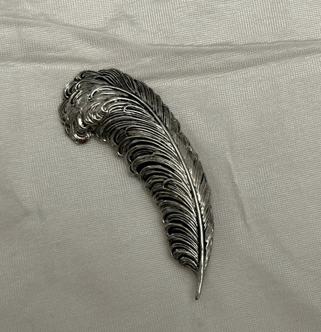 Fabulous Lightweight Feather Vintage Brooch Detailed Silver Tone Metal