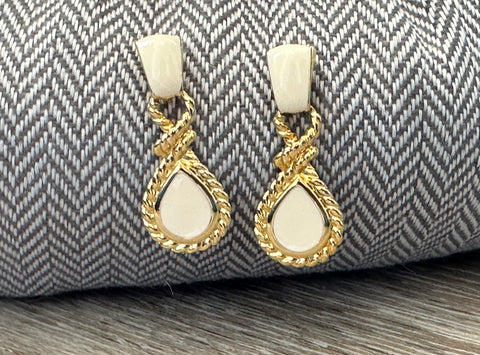 Fabulous Vintage Pierced Earrings Gold Tone w Ivory / Off White Enamel Drops