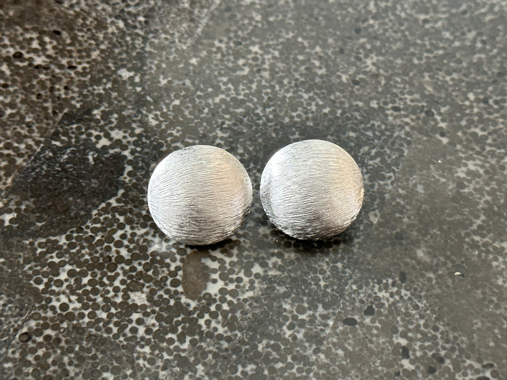 Crown Trifari Beautiful Brushed Silver Tone Vintage Clip On Earrings