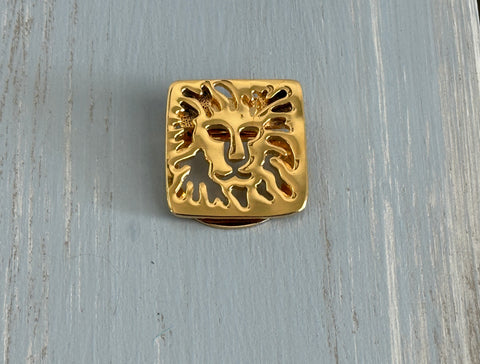 Magnificent Vintage Scarf Clip Shiny Gold Tone Metal Lion Face Design