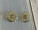 Sarah Coventry Beautiful Gold Tone Flowers Clip On Earrings