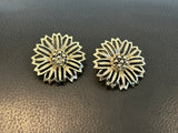 Sarah Coventry Beautiful Gold Tone Flowers Clip On Earrings