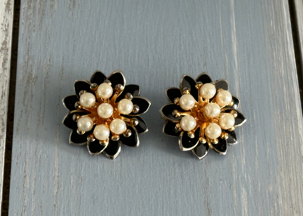 Beautiful Vintage Clip On Earrings Black Enamel Faux Pearls 3D Flowers