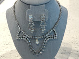 Stunning Vintage Rhinestone Jewelry Set Necklace & Screw Back Earrings