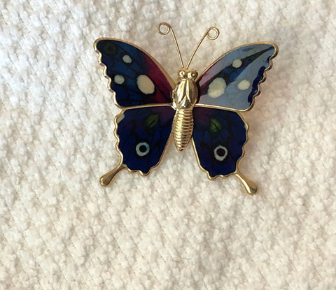 A Beautiful Fluttery Butterfly Vintage Brooch / Pendant in Purples & Blues