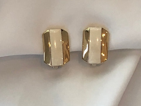 Fabulous Monet Vintage Clip On Earrings Gold Tone w Ivory Enamel