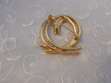 Super Stylish Crown Trifari Gold Tone Brooch / Pin