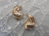 Lisner Glamorous Leaf / Feather Clip On Earrings