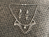 Stunning Vintage Rhinestone Jewelry Set Necklace & Screw Back Earrings